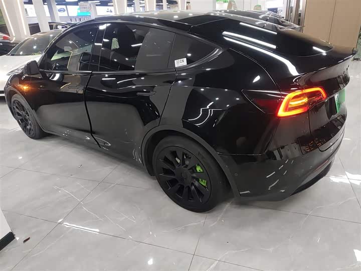 Фото 5 - Tesla Model Y