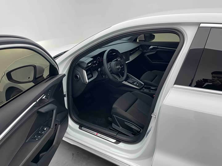 Фото 9 - Audi A3