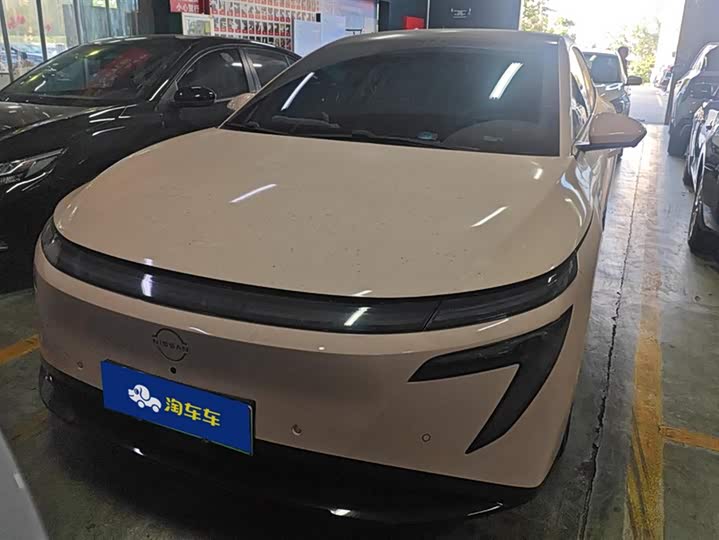 Фото 2 - Nissan N7