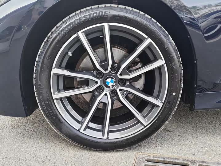 Фото 9 - BMW 3 Series