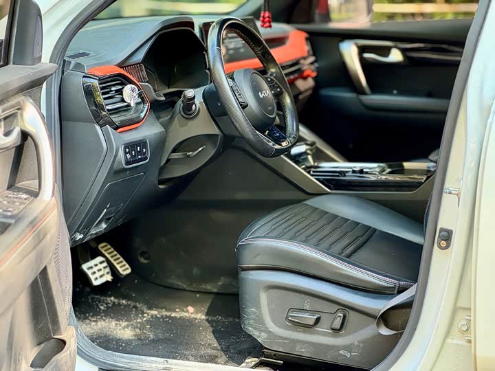 Фото 6 - Kia Sportage GT-line