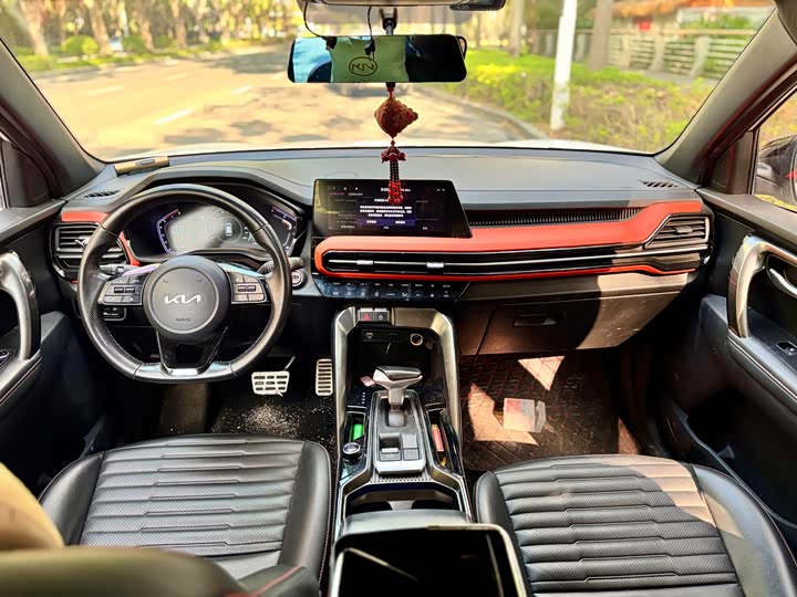 Фото 8 - Kia Sportage GT-line