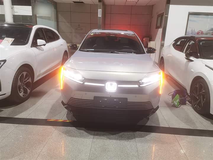 Фото 3 - Honda e:NS2