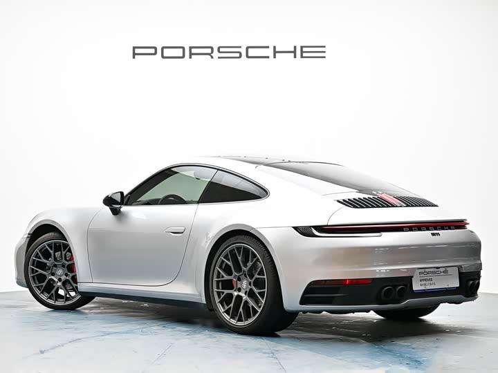 Фото 6 - Porsche 911