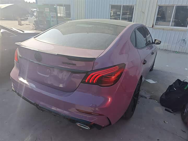 Фото 7 - MG Motor 6