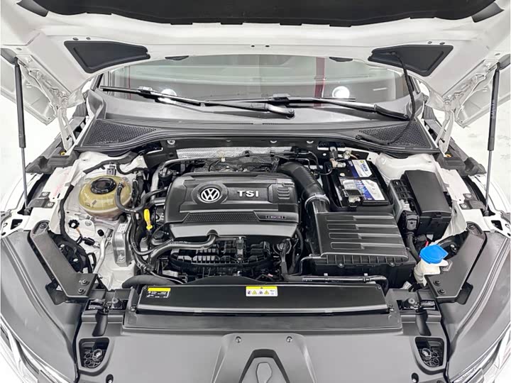 Фото 7 - Volkswagen CC
