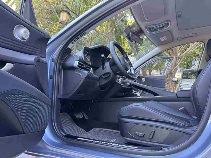 Фото 9 - Hyundai Elantra N line