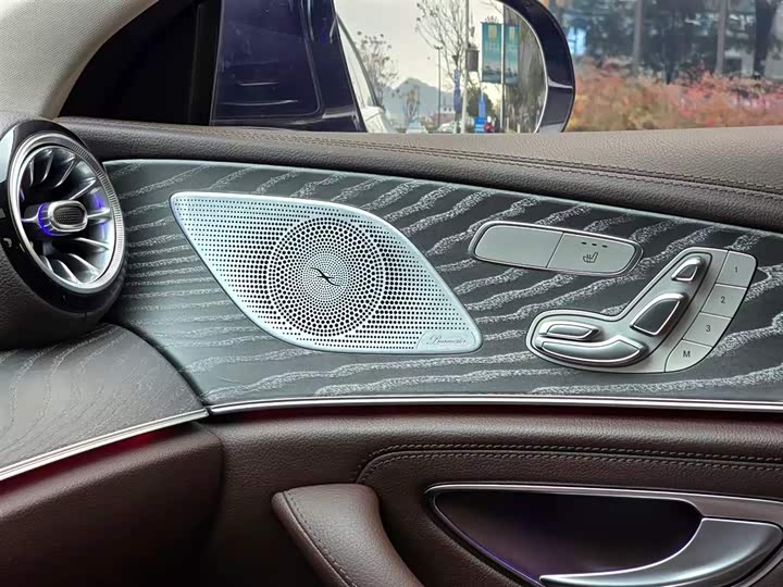 Фото 8 - Mercedes-Benz CLS-Class