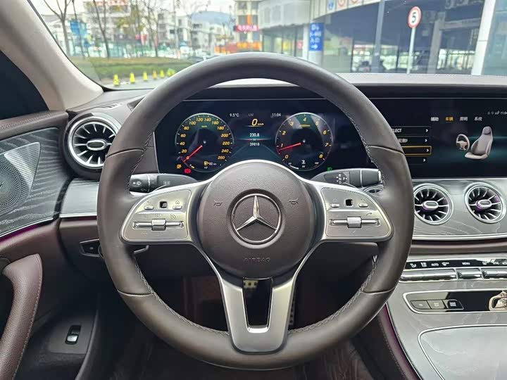 Фото 9 - Mercedes-Benz CLS-Class