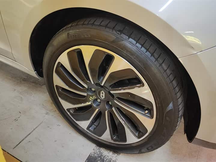 Фото 6 - Aito M5