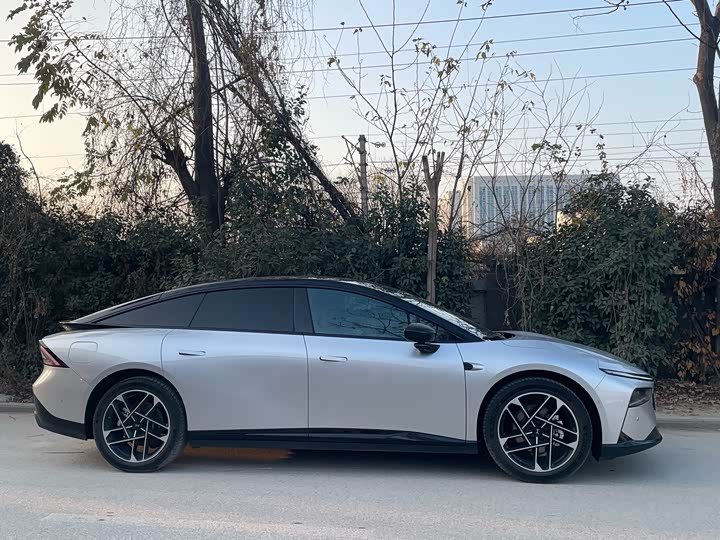 Фото 4 - XPeng F57