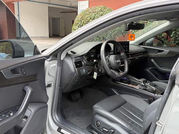 Фото 4 - Audi A5