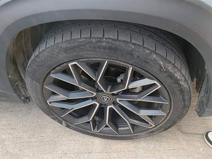 Фото 6 - Changan UNI-T