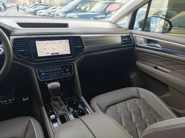 Фото 8 - Volkswagen Viloran