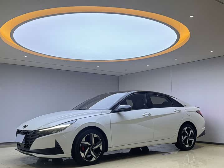 Фото 1 - Hyundai Elantra N line