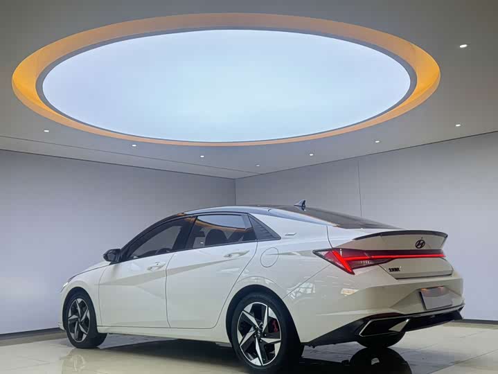 Фото 5 - Hyundai Elantra N line