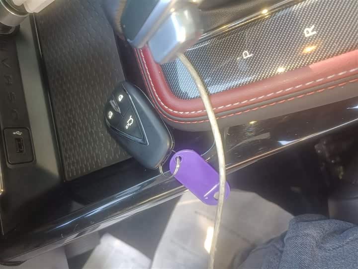 Фото 9 - Changan Oshan X5