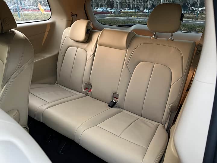 Фото 7 - Buick GL8 ES