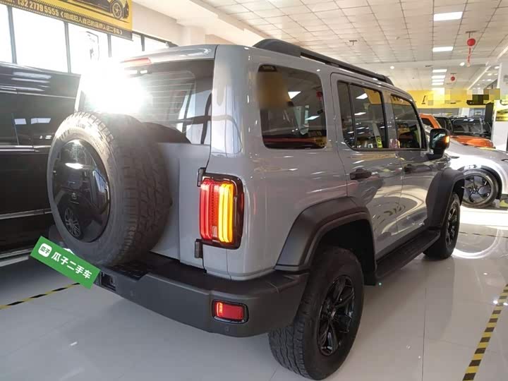 Фото 7 - Tank 300