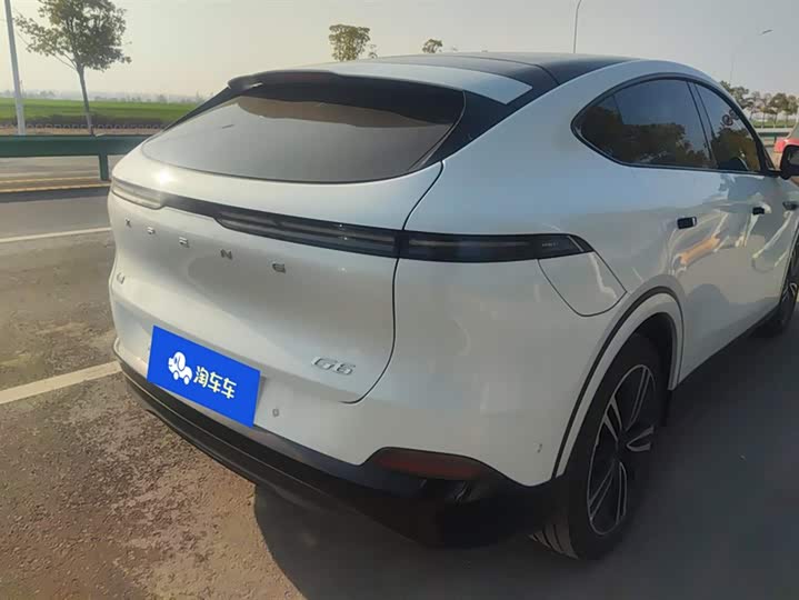 Фото 3 - XPeng G6