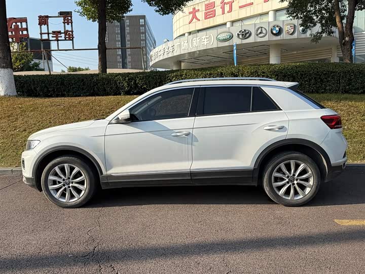 Фото 3 - Volkswagen T-Roc