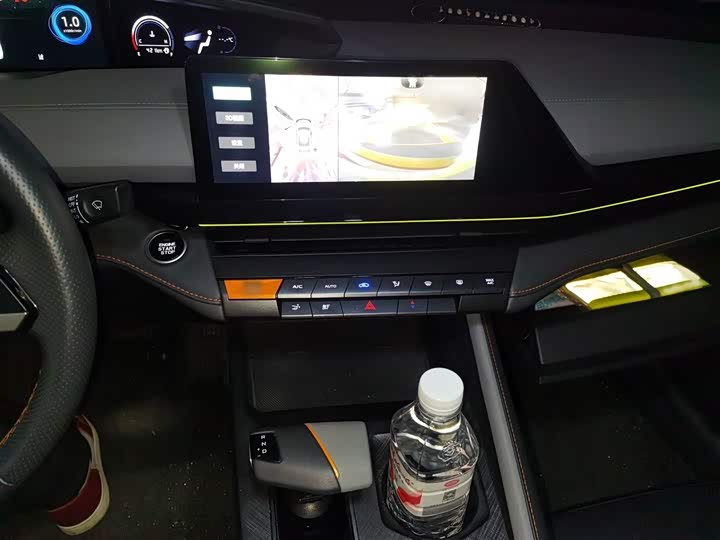 Фото 6 - Changan UNI-V