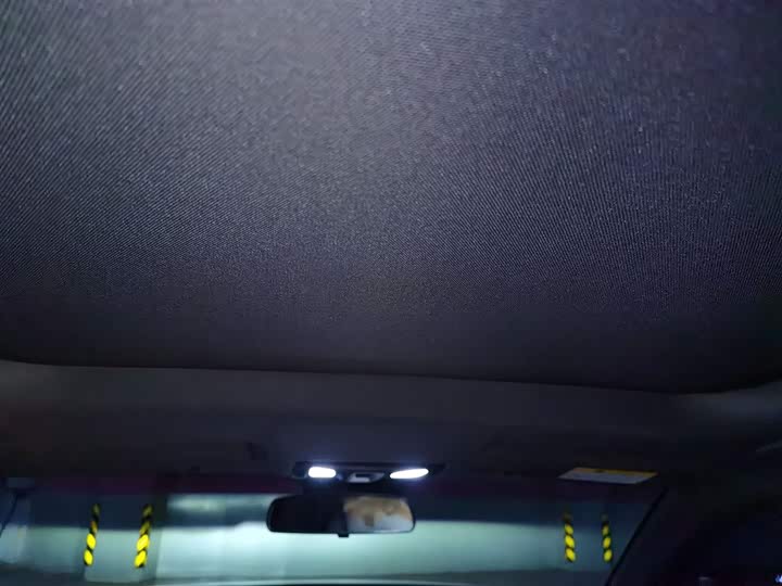 Фото 9 - Changan UNI-V