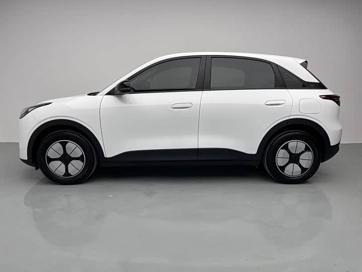 Фото 9 - Geely Galaxy Geome