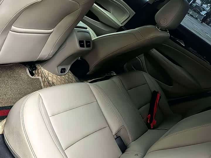 Фото 3 - Buick Regal