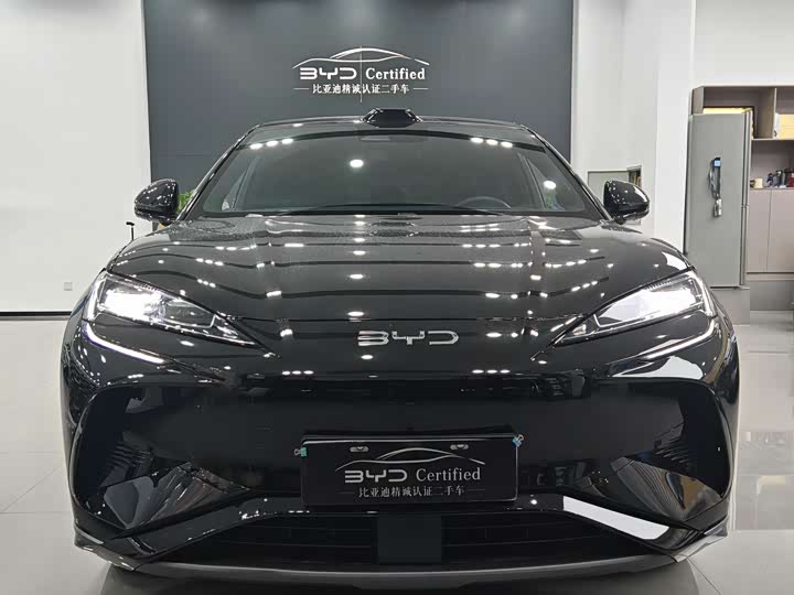 Фото 2 - BYD Sea Lion 07 EV