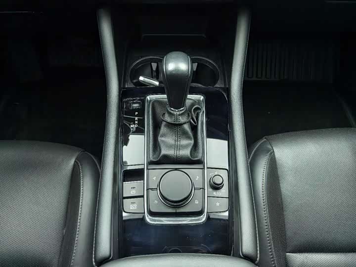 Фото 7 - Mazda 3 (Axela)