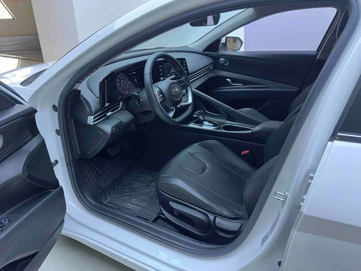 Фото 9 - Hyundai Elantra N line