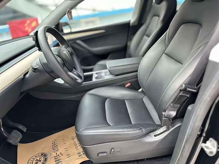 Фото 4 - Tesla Model Y