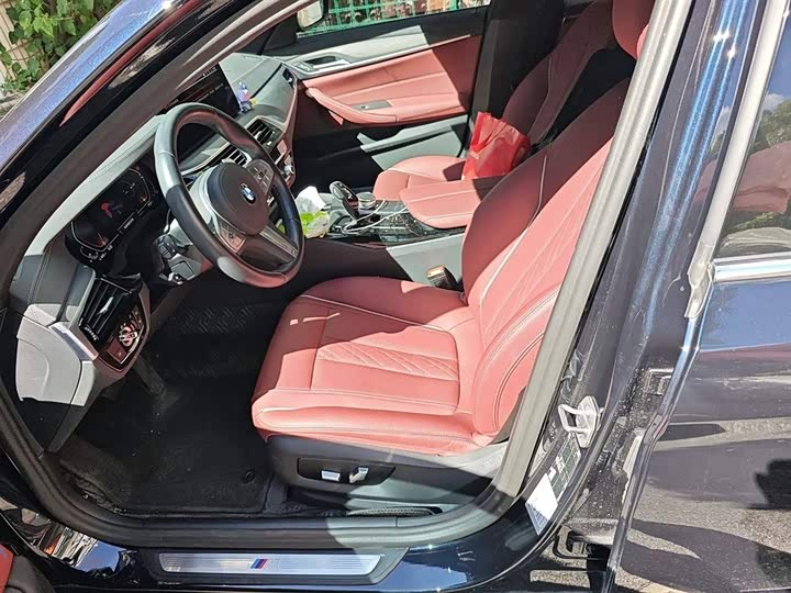 Фото 8 - BMW 5 Series