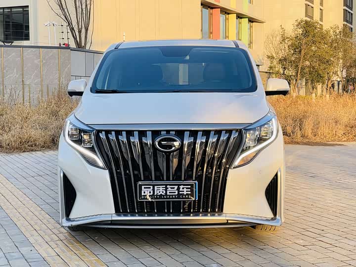 Фото 3 - GAC Trumpchi M8