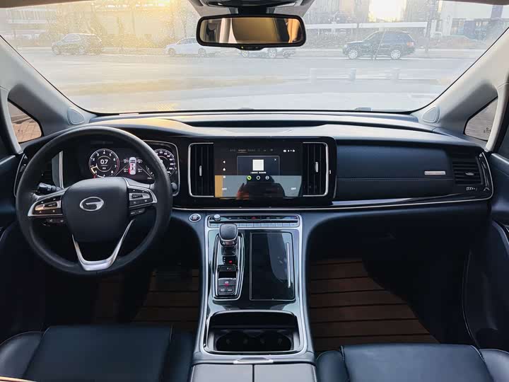 Фото 9 - GAC Trumpchi M8