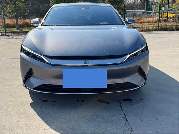 Фото 2 - BYD Han