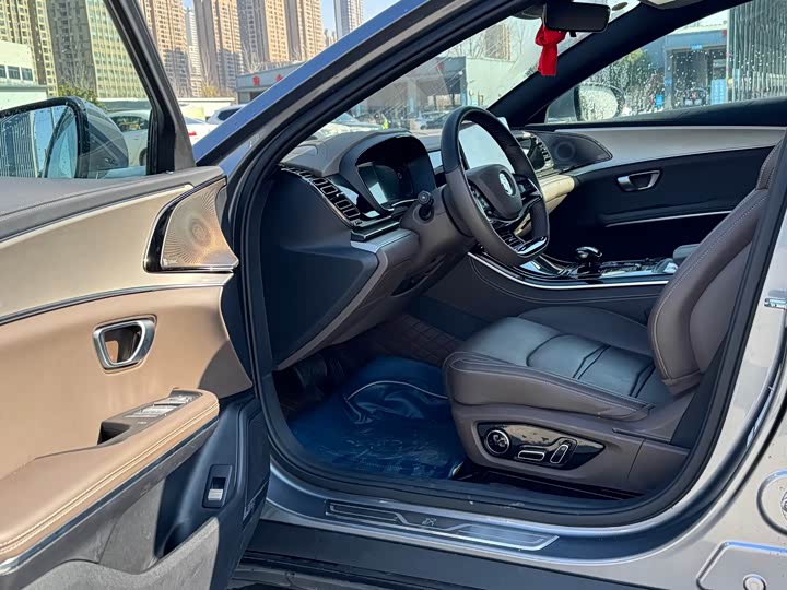 Фото 4 - BYD Han