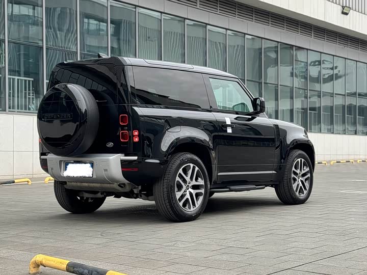 Фото 4 - Land Rover Defender