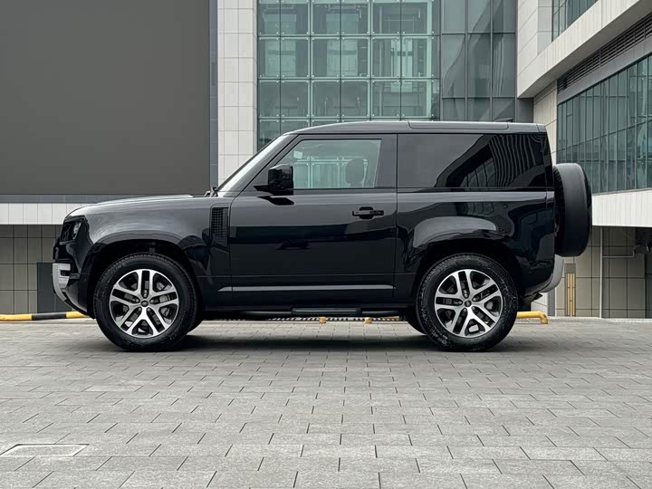 Фото 9 - Land Rover Defender