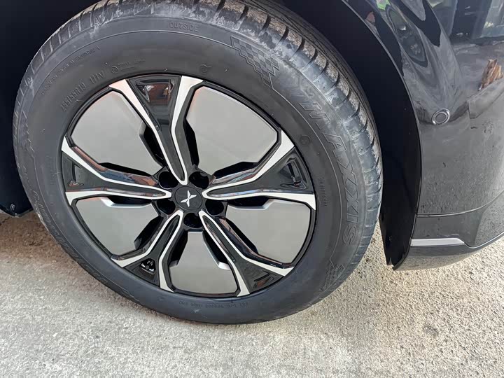 Фото 4 - XPeng G9