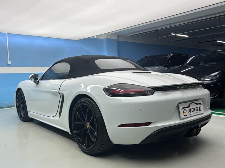 Фото 7 - Porsche 718