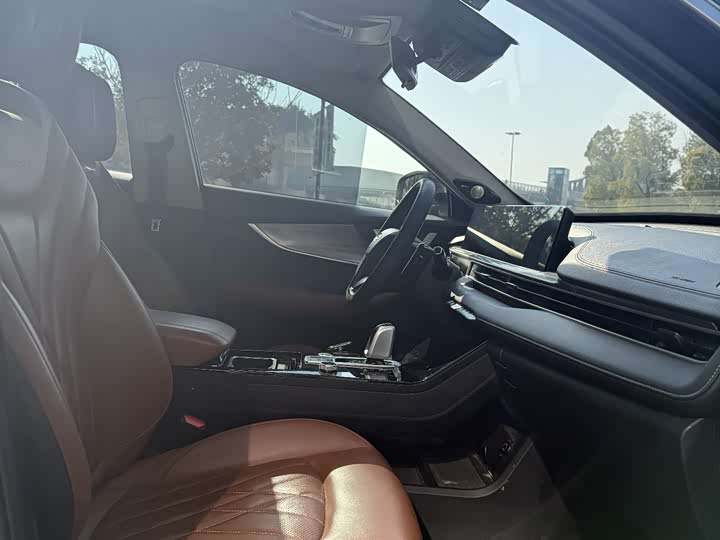 Фото 9 - Chery Tiggo 8 Plus