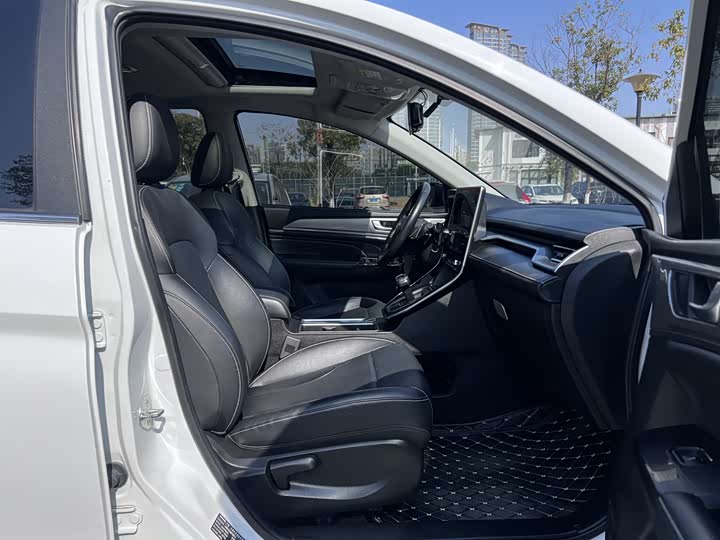 Фото 5 - Haval M6