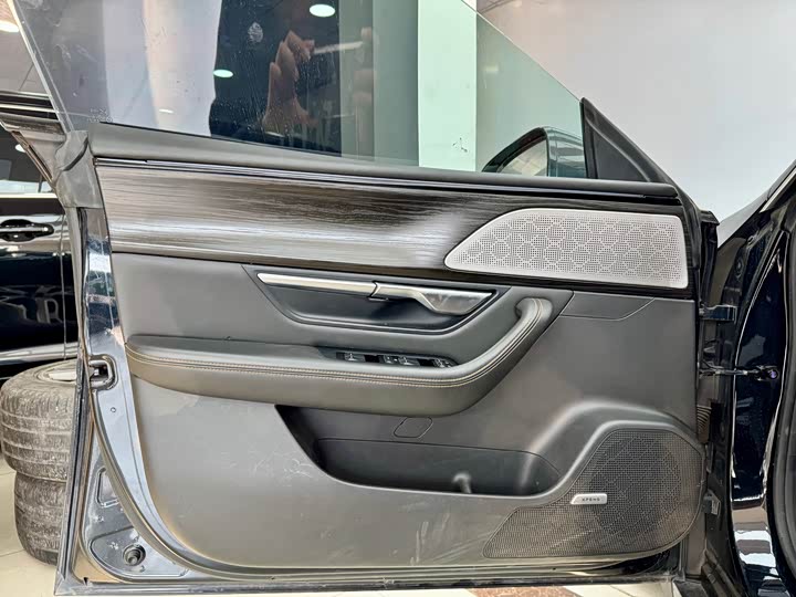 Фото 6 - XPeng P7