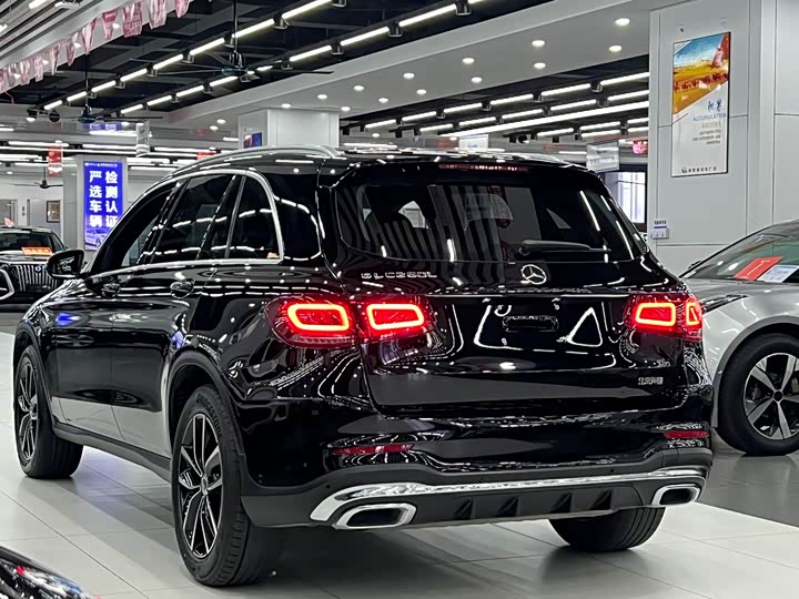 Фото 4 - Mercedes-Benz GLC-Class