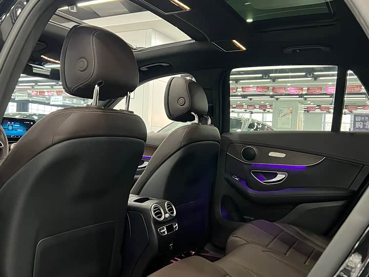 Фото 8 - Mercedes-Benz GLC-Class