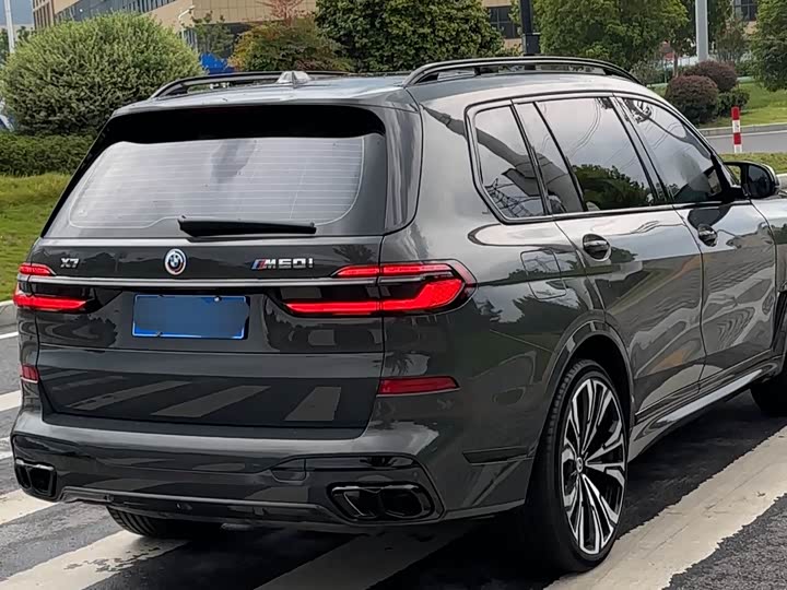 Фото 4 - BMW X7