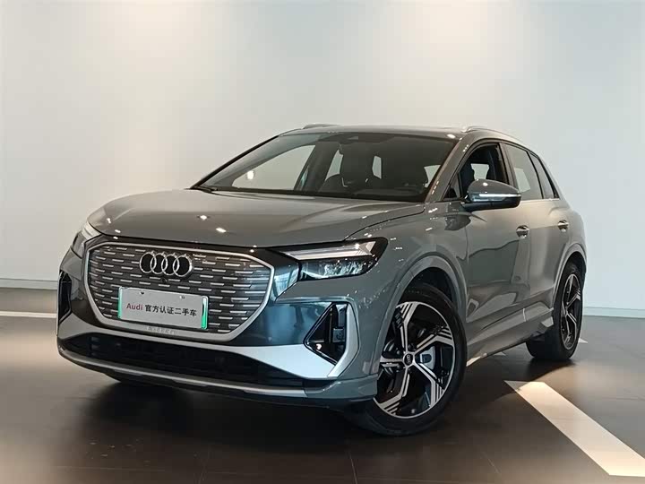 Фото 1 - Audi Q4 e-tron