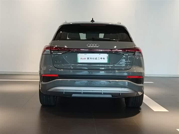 Фото 6 - Audi Q4 e-tron